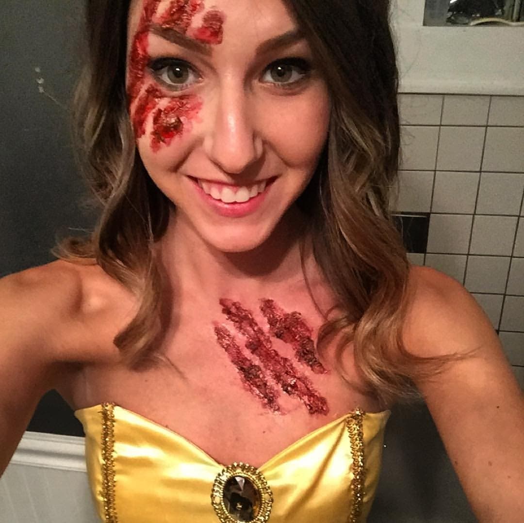 Friends who flash together…end up on the internet together. Alivia, Heather, Ashlee & Lauren