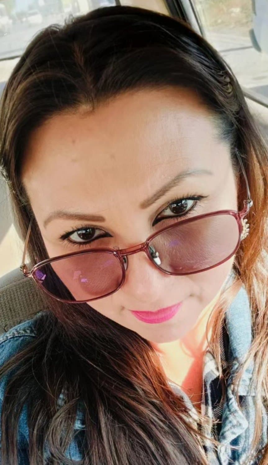 Señora cachonda y putita le gusta que se la follen tiene un culo perfecto que te vuelve loco