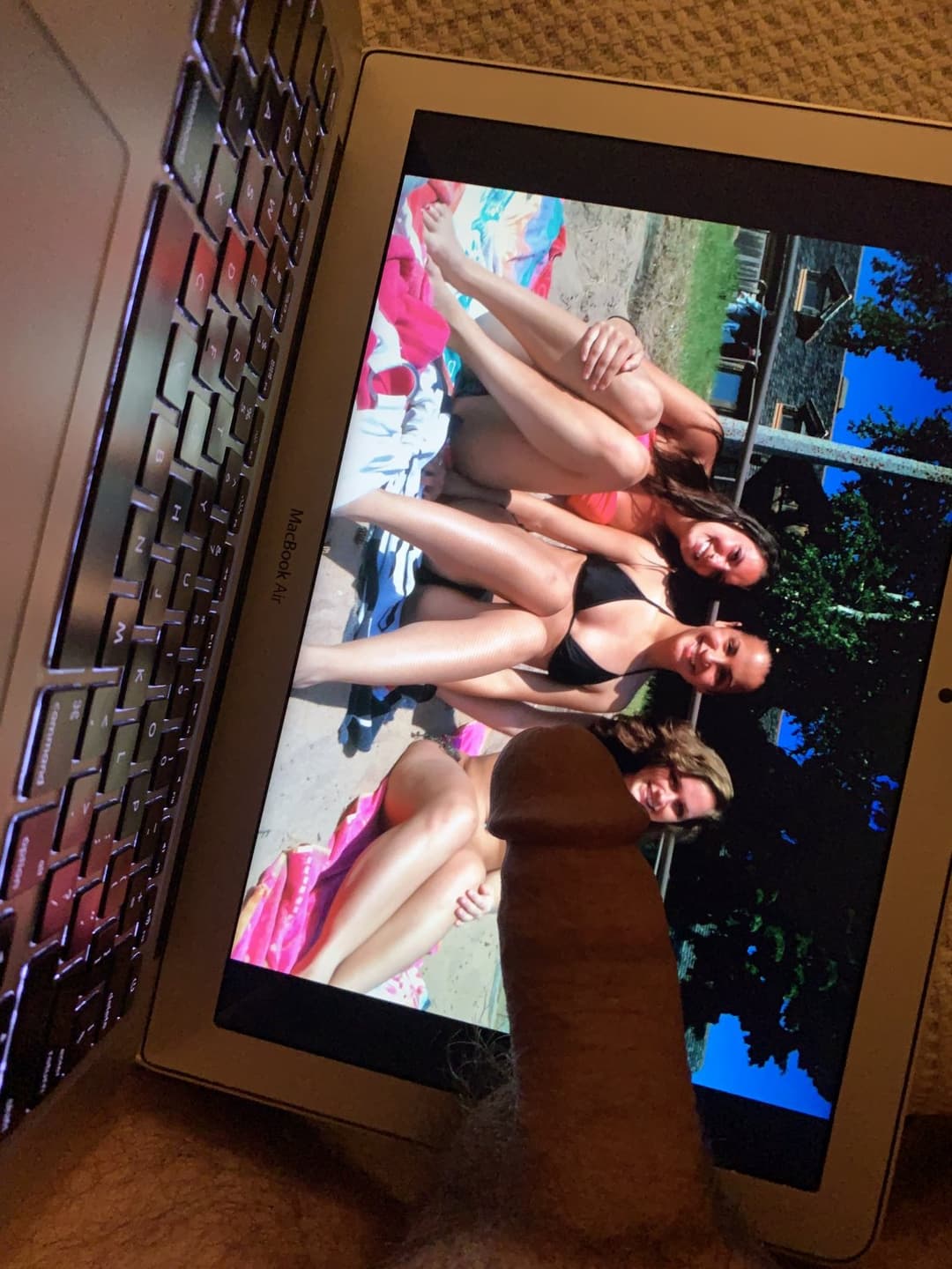 Cocking and Cumming Bikini Girls!