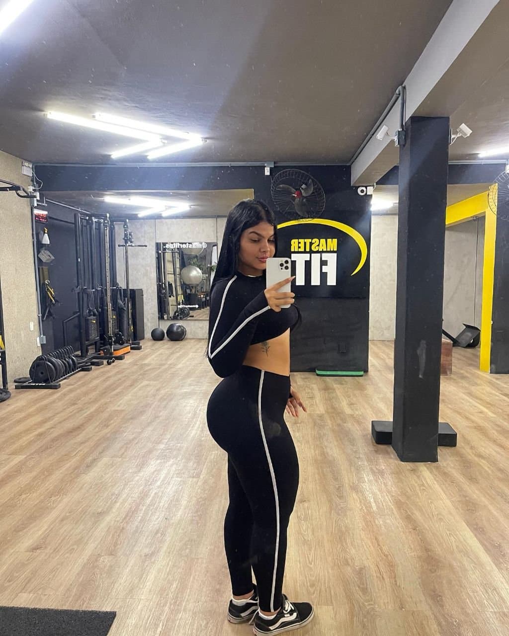 Sou apaixonado nessa bunda ? bunda mais linda de Porto seguro, se tiver outra manda na dm