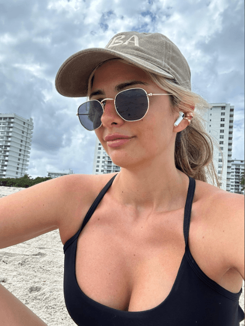 The perfect size for a cock sandwich