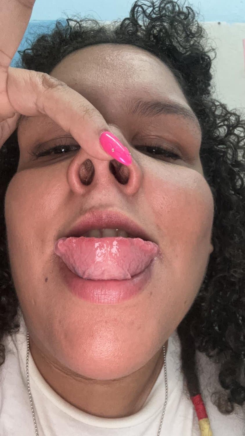 IMG-complete slut wife