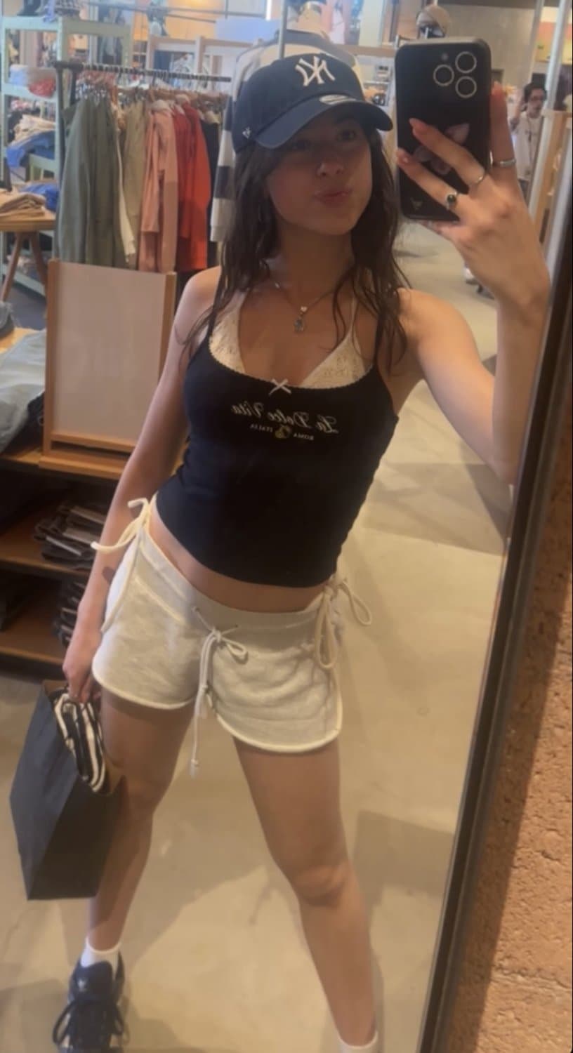 Click to view full size my barely legal irl with perfect guts and a perfect body, i jerk off to her everyday