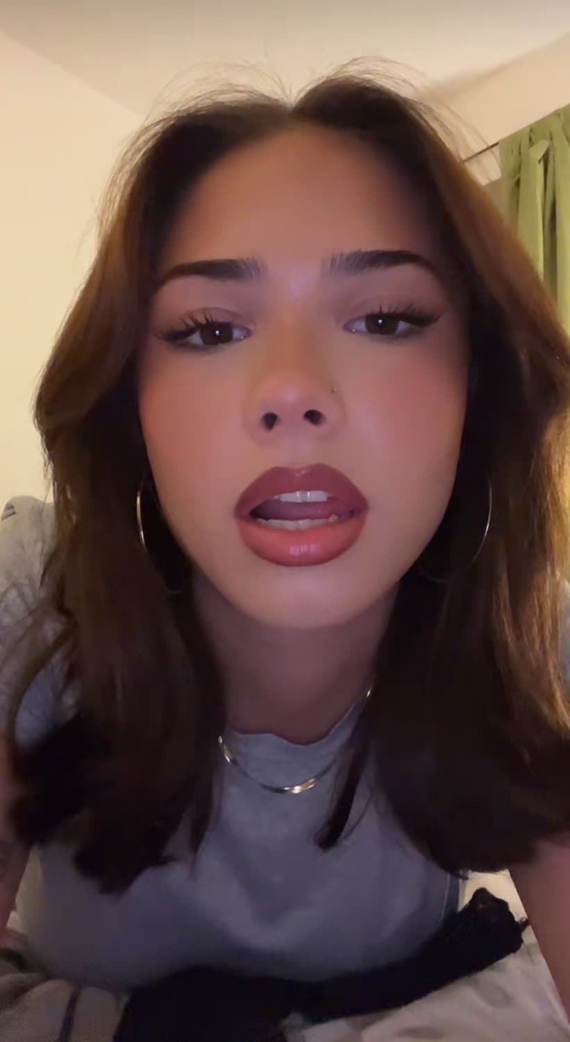 Click to view full size Sexy German 19yo slut