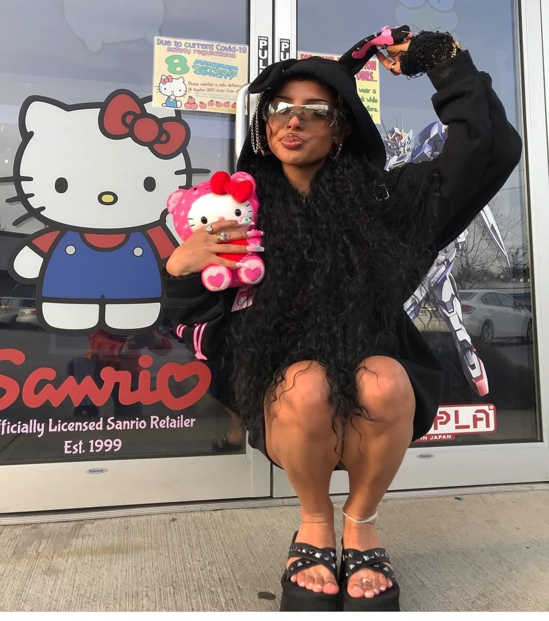 I love my sisters beautiful feet and toe nails and French tip finger nails. Always prepared to tease