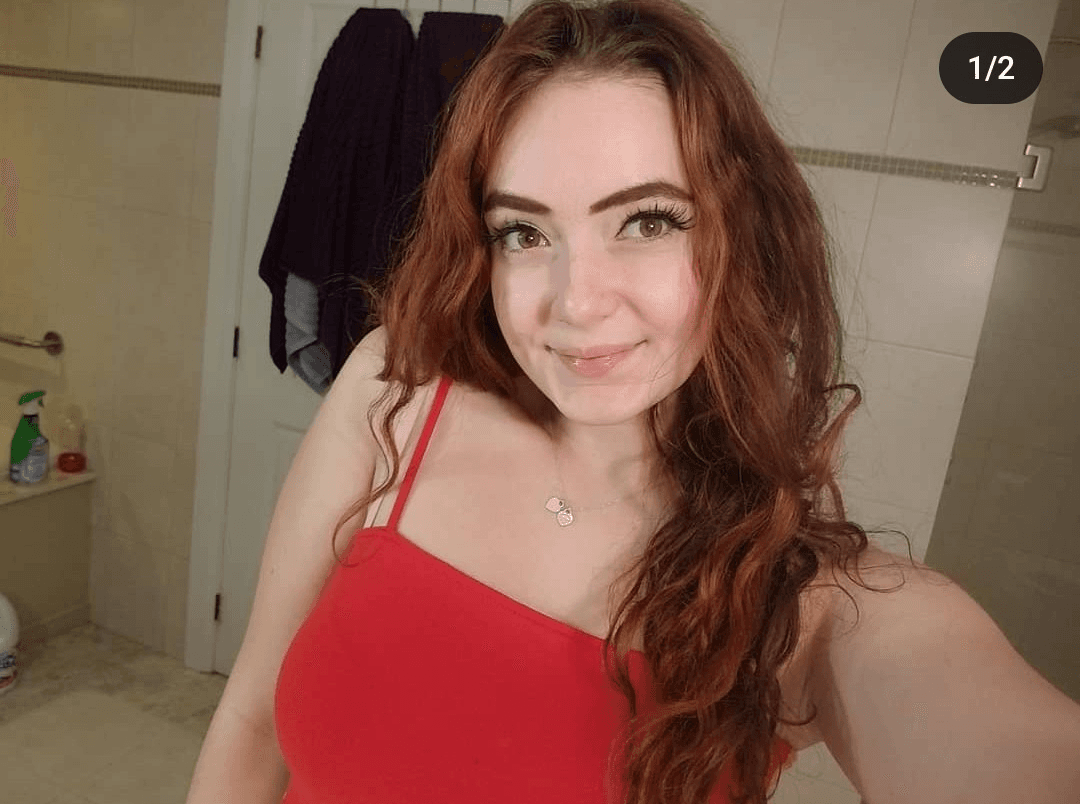 Adorable little Canadian Cunt has a pretty fuckable little body.??