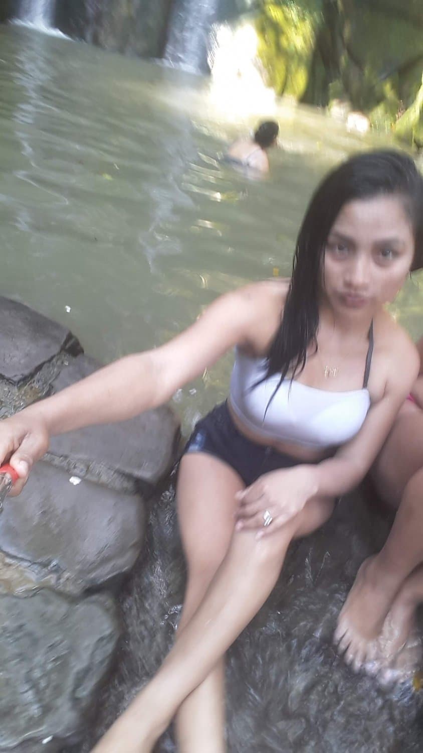 Peruana mostrando la concha