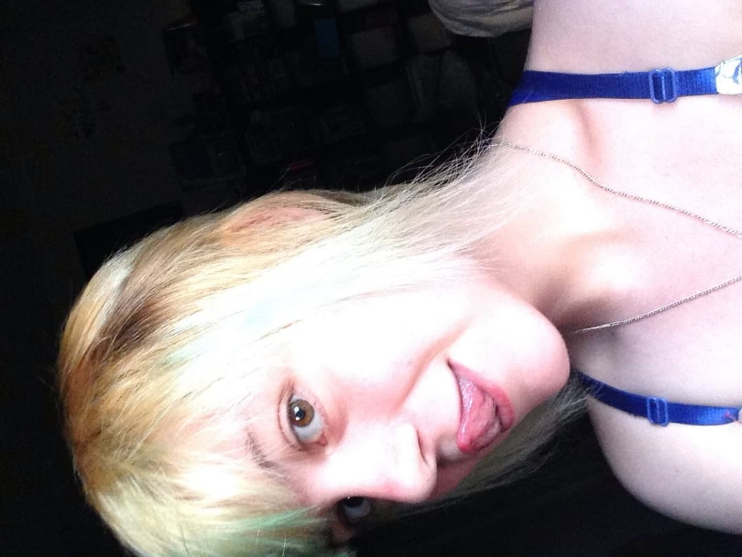 Click to view full size Twixiepuppy aka twixie scuderi aka Emily scuderi part 3