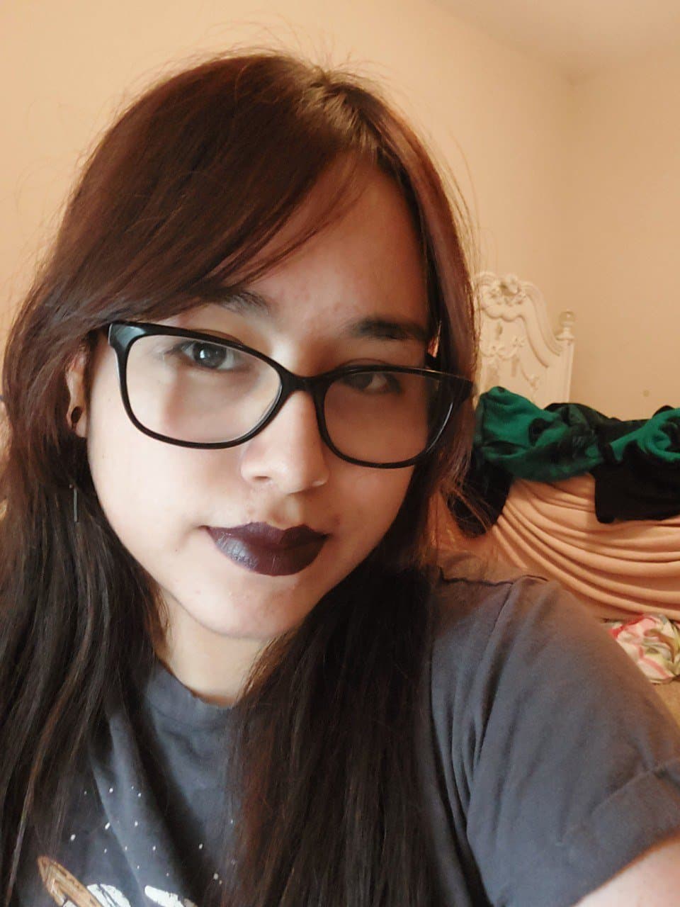 muy inocente a la vista de todos, pero la puta se deja cojer por todos los que sea