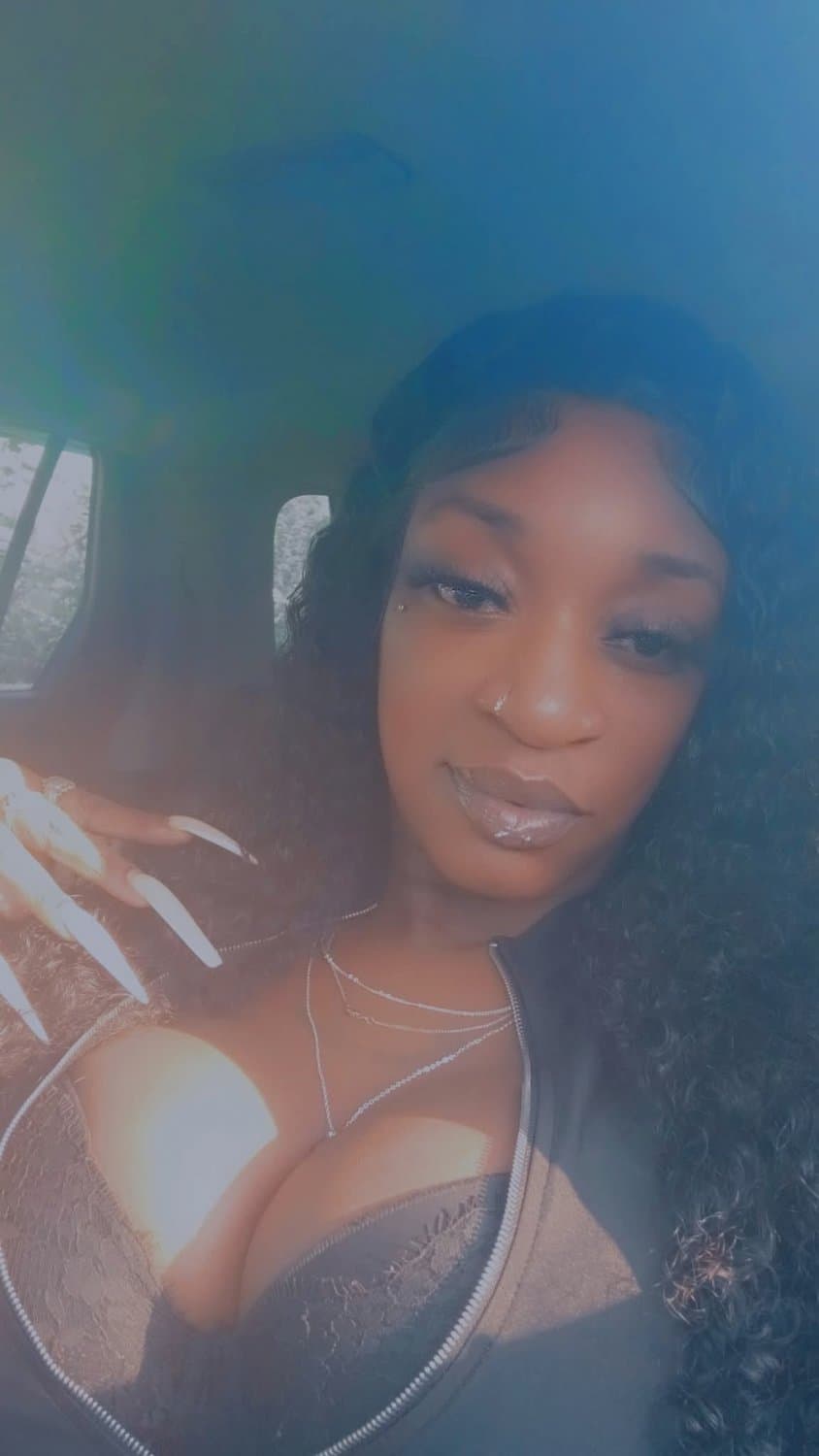 Click to view full size Gina Morris