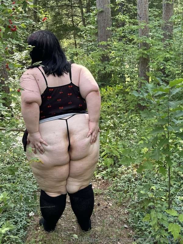 Horny Bbw celebrate new year with you