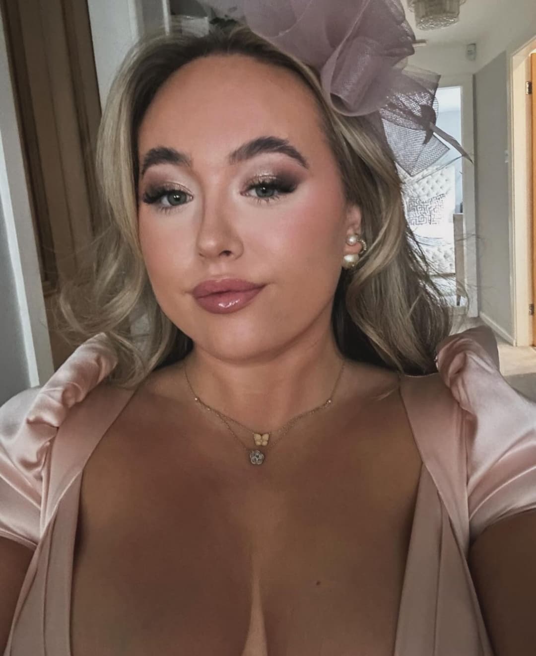 Curvey Little Teen chub. Make her famous