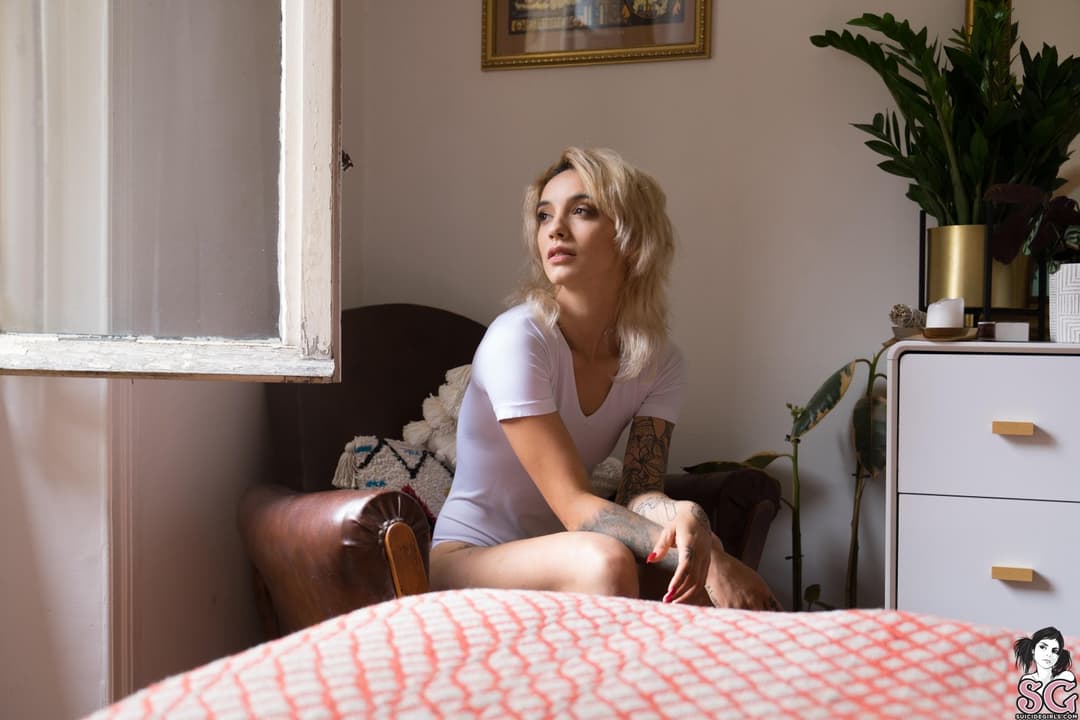 Witchy Pixie - Suicide Girls