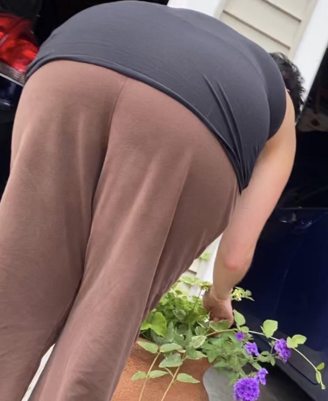 Click to view full size Mom of Two Beth (wwyd)