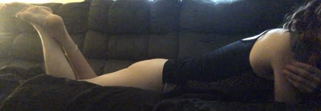 Kym needs a strict daddy Dom. On kik kiminky