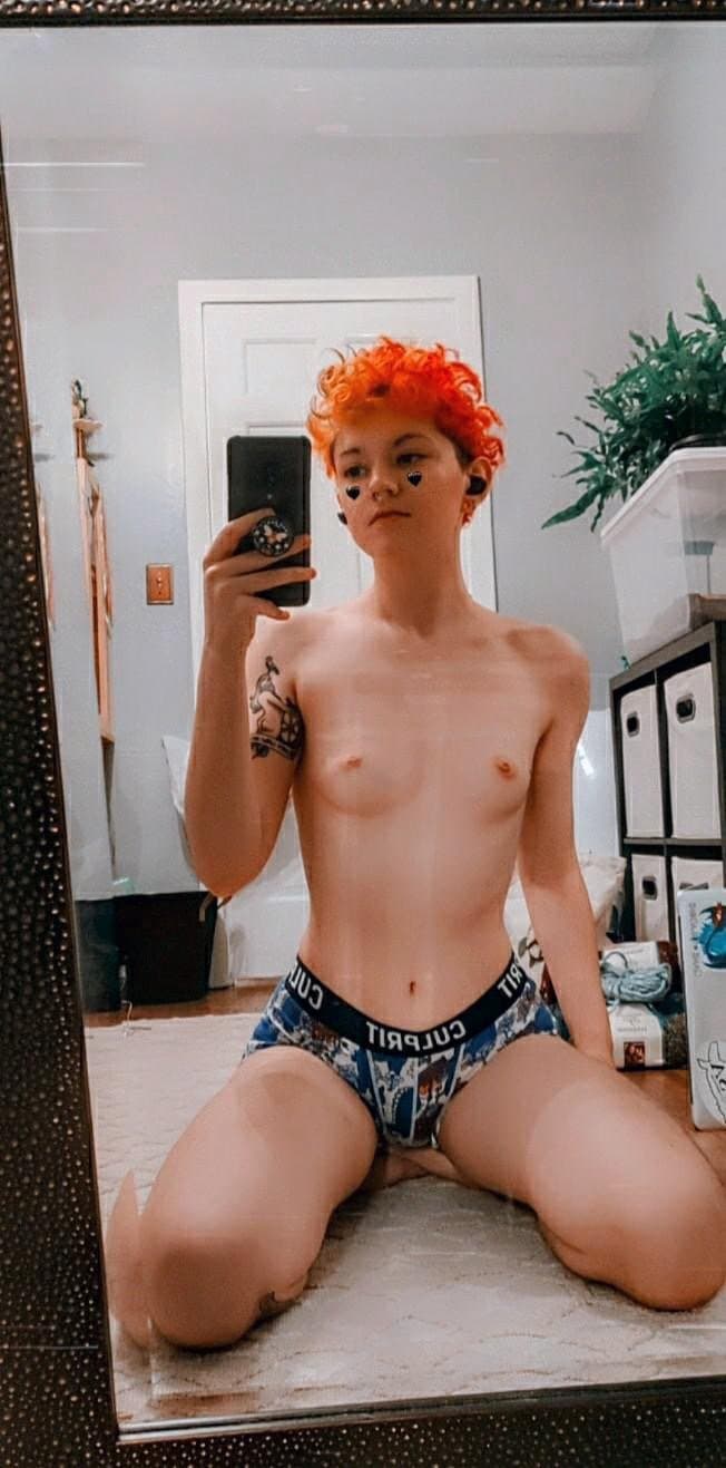 White Stud Dyke Lil Fox