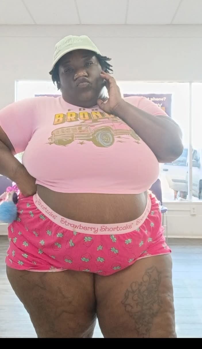 HUGE THICK MEGA EBONY BBW BUG OLE JUICY ASS BOOTY