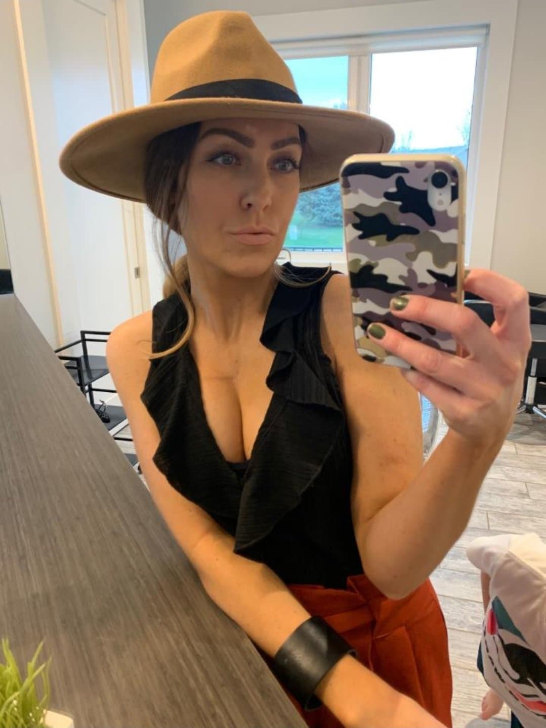 Texas Church wife Stefanie is secretly used whore