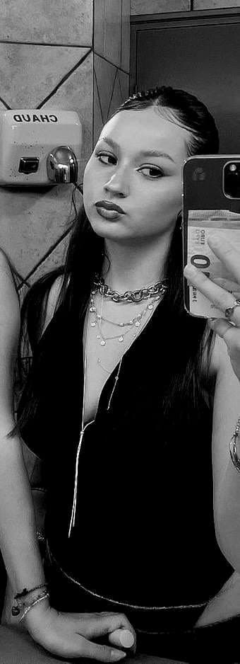 une bonne petite chienne francaise