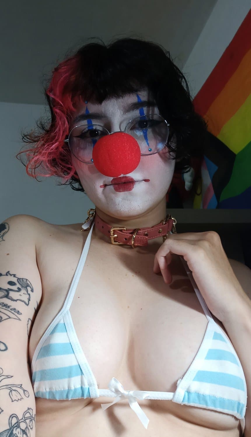 clown me