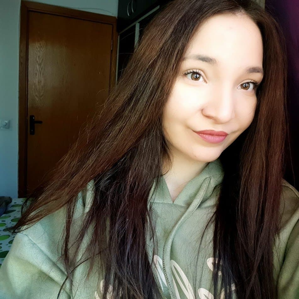 Slutty Babygirl 23 years old