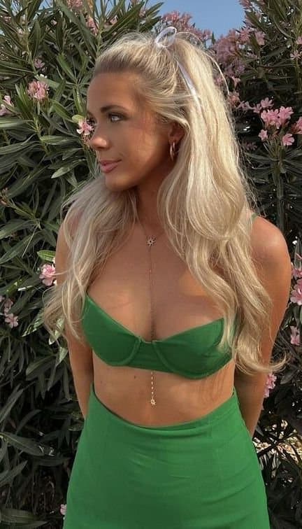 Megan Moroney Big Busty Beautiful Breast&Banging Body Has Me Throbbing She So Adorable and Sexy??