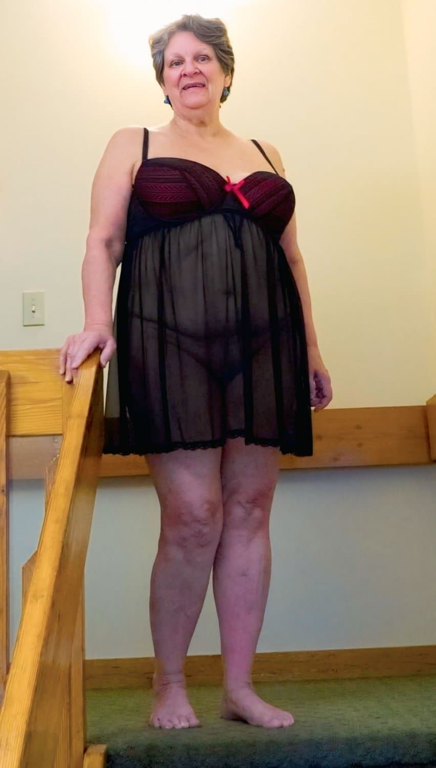 Beautiful Blonde Granny With Beautiful Body