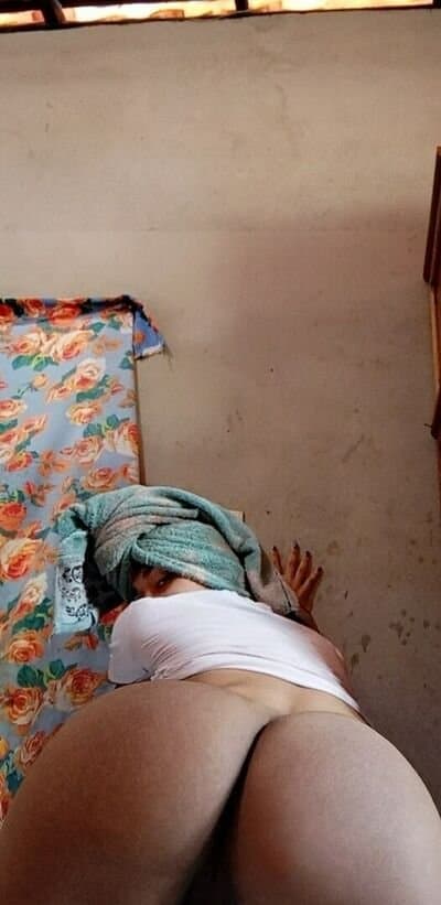 Lana Santhos / Lana Soares (repost)