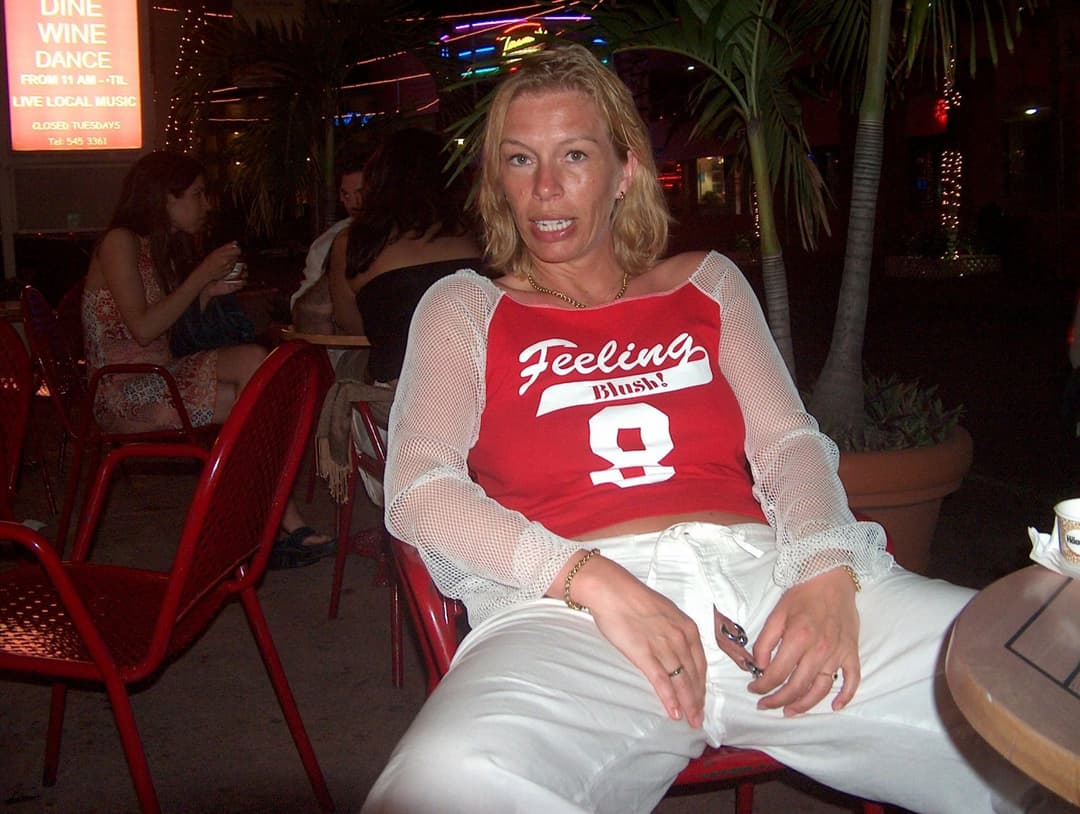 Amateur flasher with cunt piercings