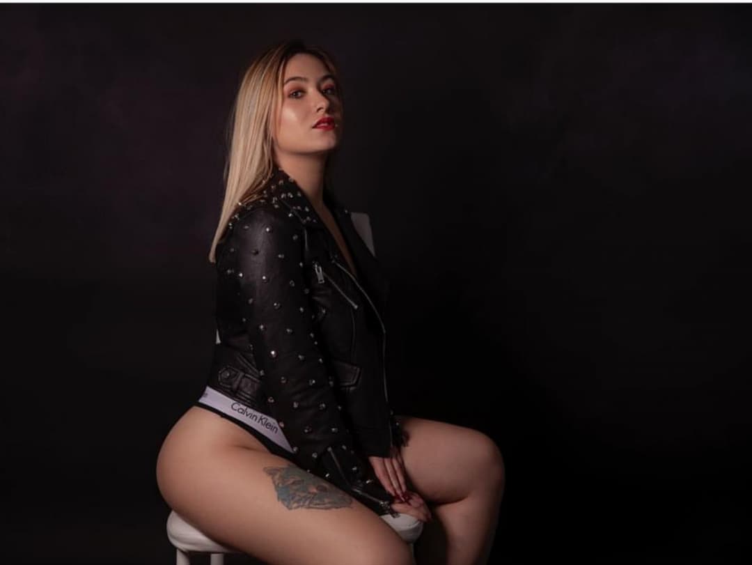 His french gf Megane has such a fuckable cumface