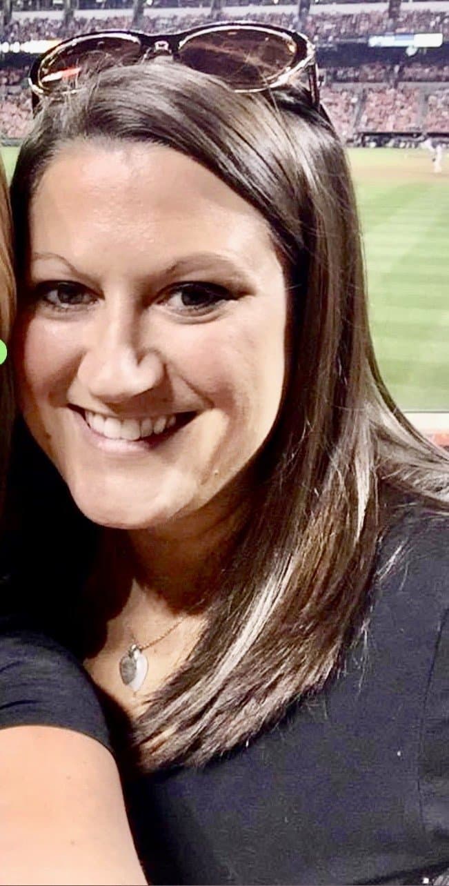 Click to view full size Erin (left) & Mary (right) - Spring break clubbing early 2000’s