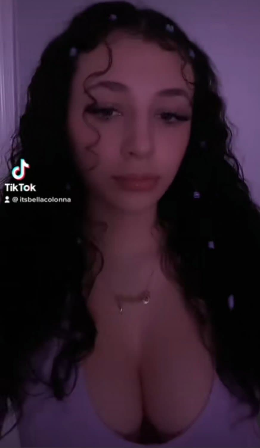 Tik Tok Bella