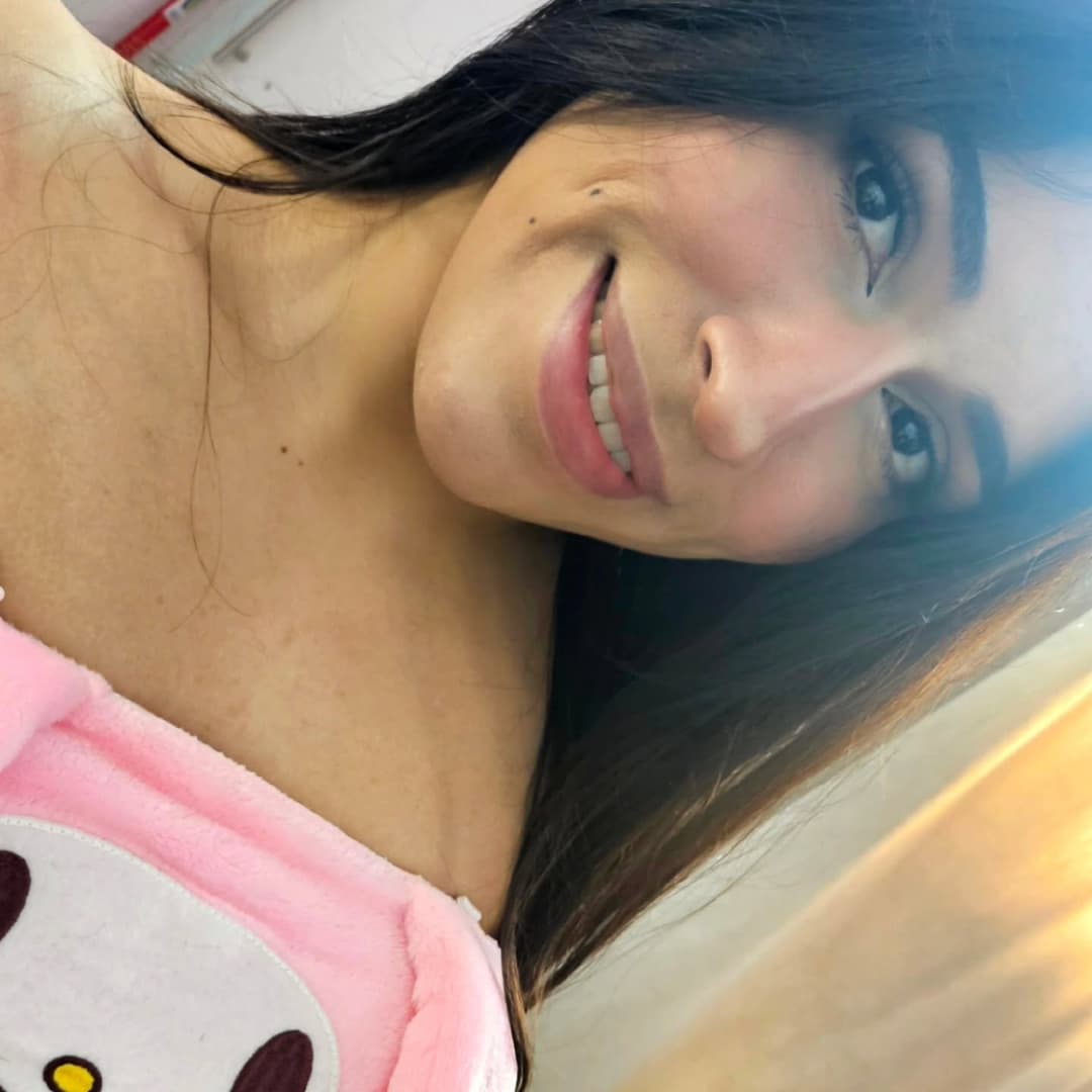 She has beauty, she has attitude, a juicy cock, a beautiful ass and she always cums like a bitch