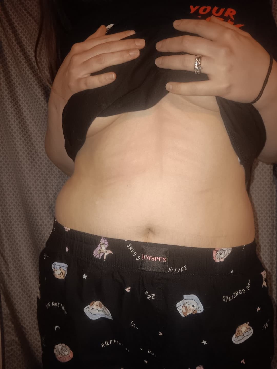 Tribute my married body so hubby can see a real cock. Might body write my favorites name. Kikzavarro