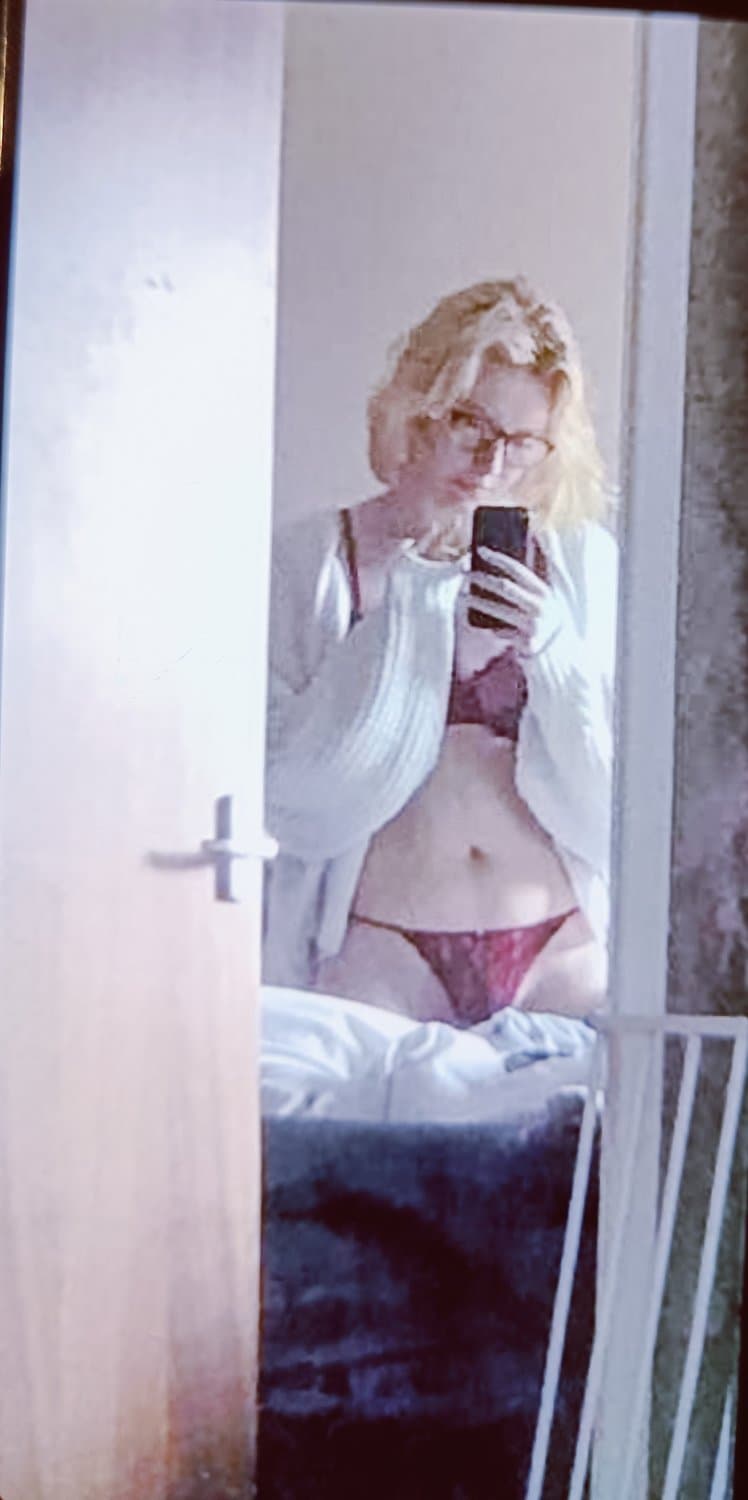 Louanne Welsh Slut loves to be seen