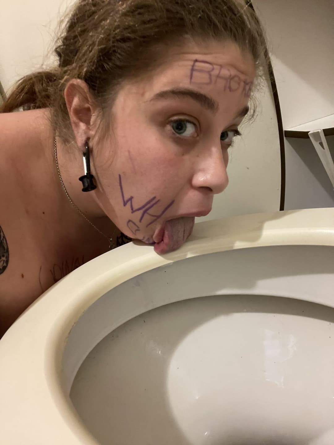 Italian human toilet