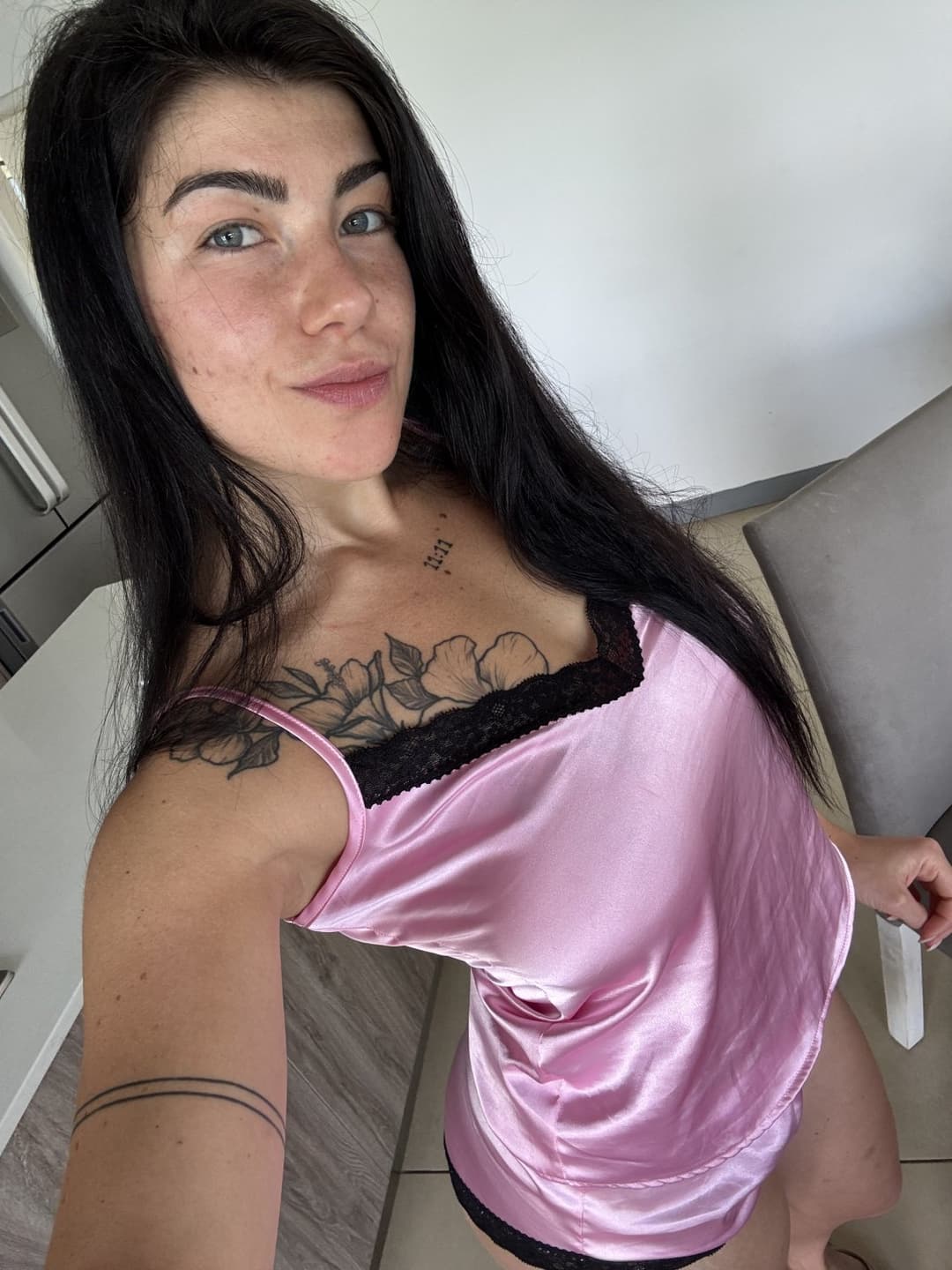 Click to view full size just looking for a partner to have breakfast and watch movies on Sunday.