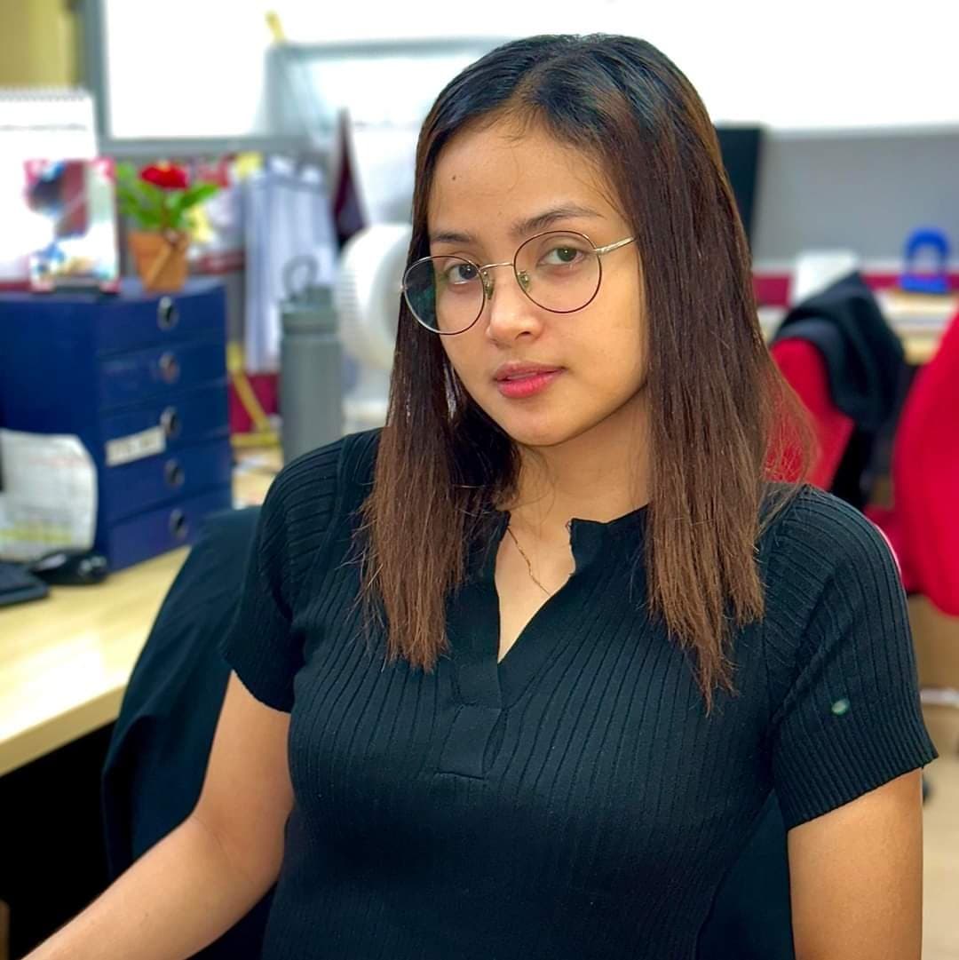 Hot pinay very fuckable