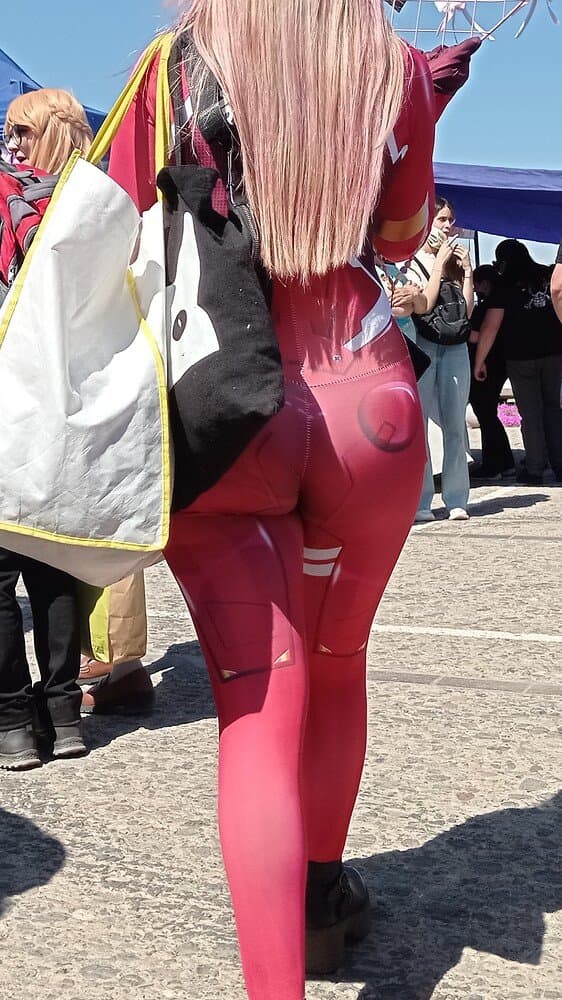 Cosplay whore in bodysuit +almost caught) (almost kicked out)