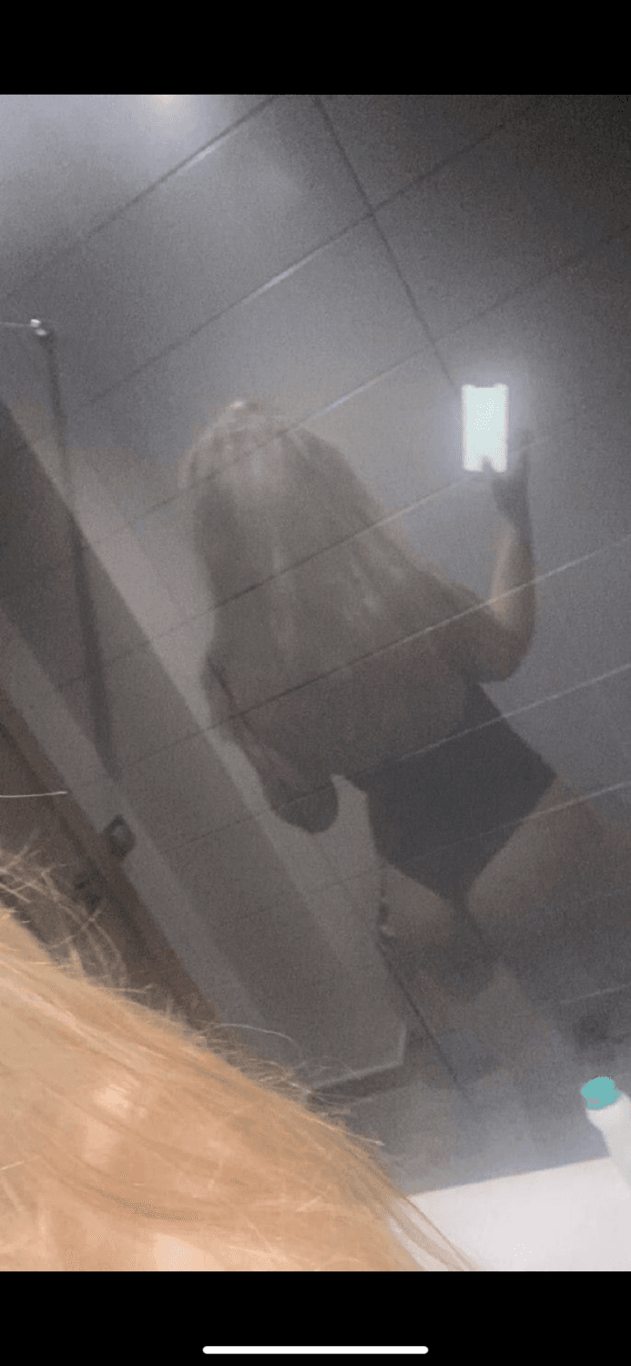 Click to view full size Snap slut Rose showing what a good fuck toy she can be