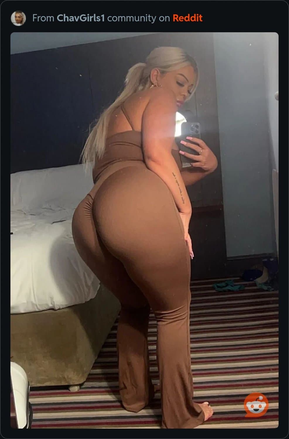 Few sluts with big butts