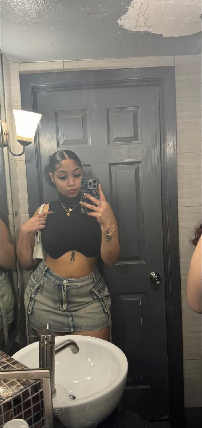 East Orlando Latina thot danae with huge ass gets fucked from the side leaked