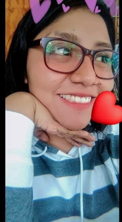 Mi amiga Karina es una puta con un rico culo