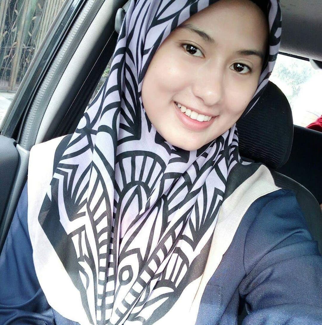 hijab ibu bunda mommy cantik telanjang nude