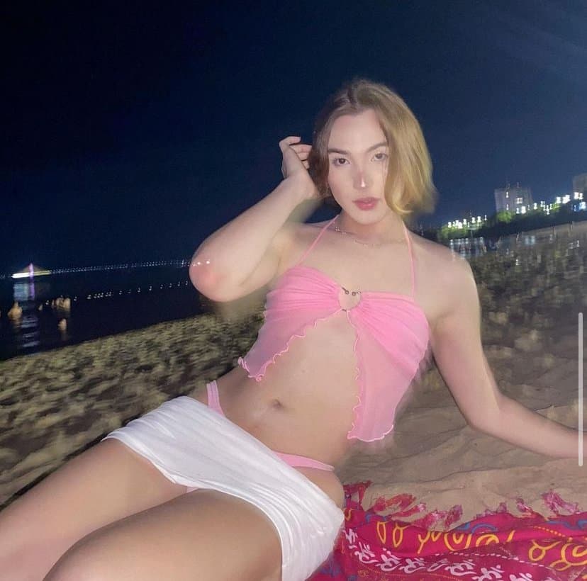 Linda trans femboy loirinha linda