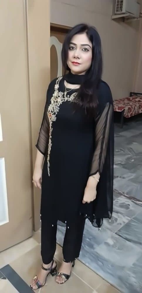 Pakistani Wife Comment 4 More