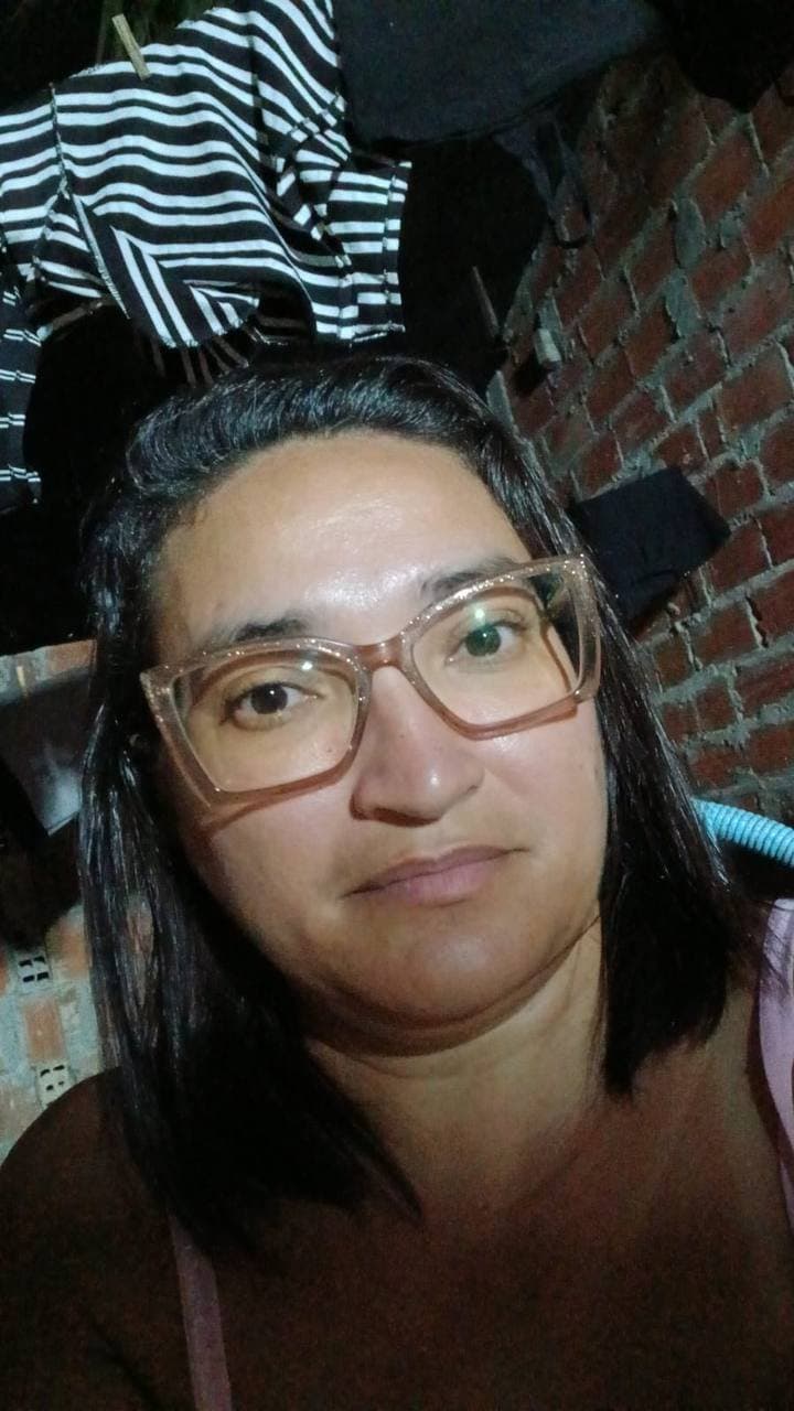 tia Leninha, a tia puta do meu amigo