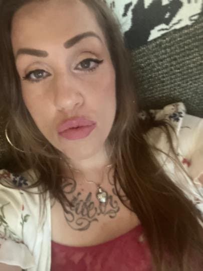 Single Mom Jenny From Atlanta Sucks Dick For A Few Bumps