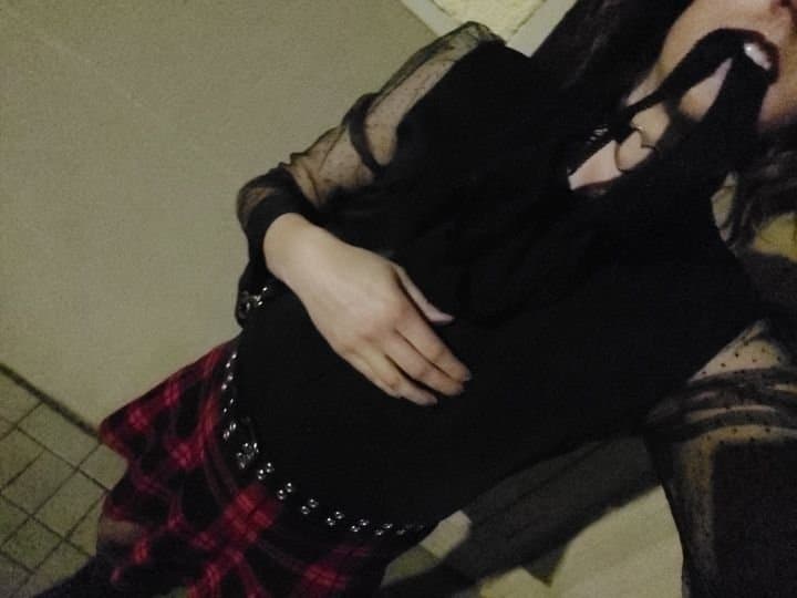 Click to view full size Sissy Slutwalk, locked and plugged. Almost got caught lifting my skirt to take a pic