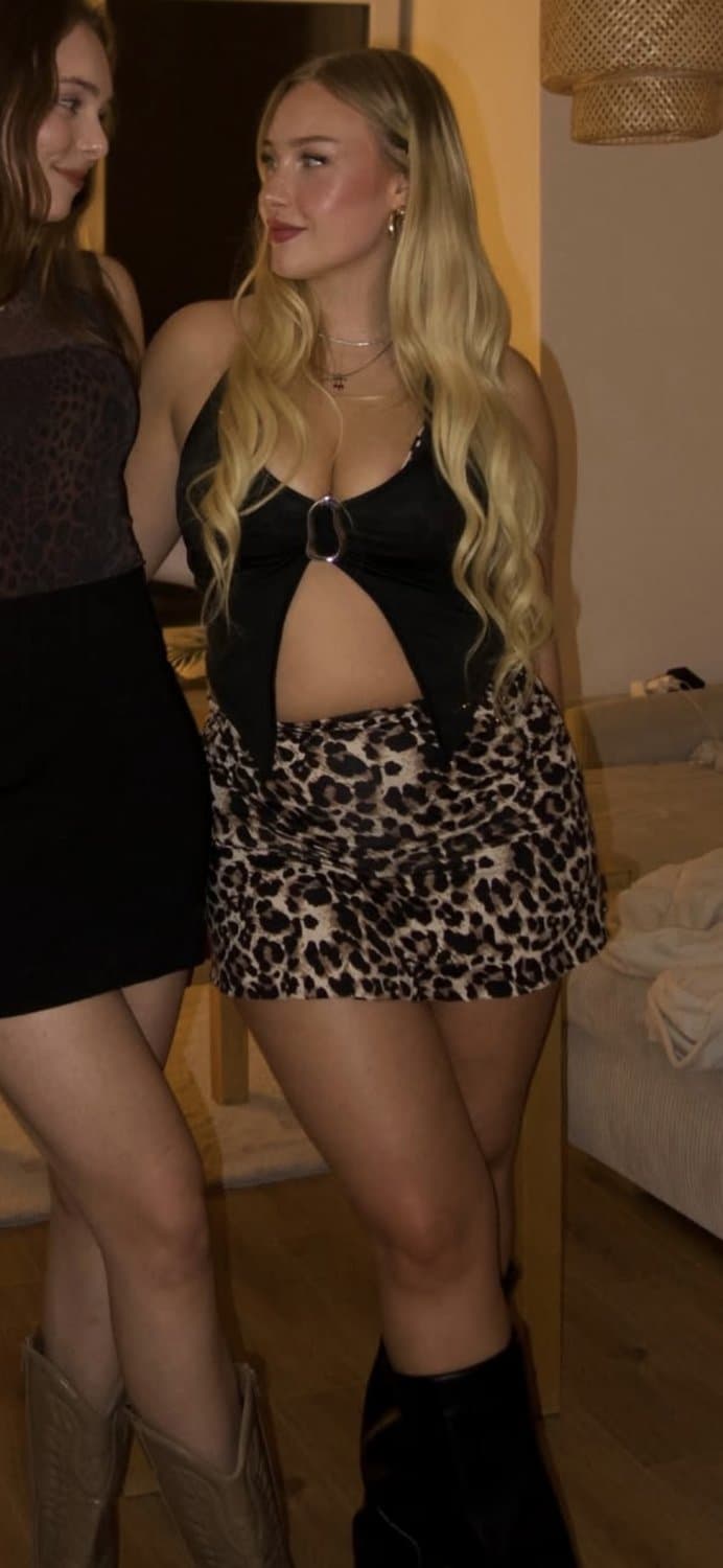 german curvy blonde hot babe goddess Inga